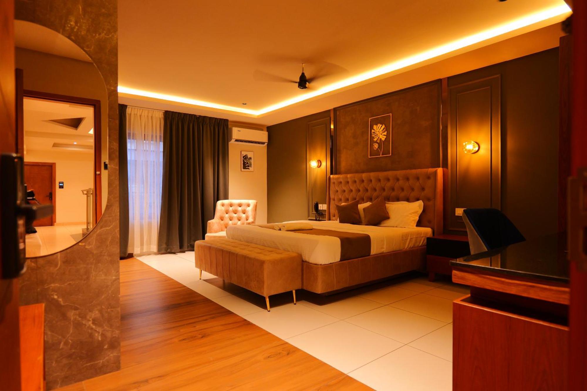 Hotel Classico International Kannangad Exteriér fotografie