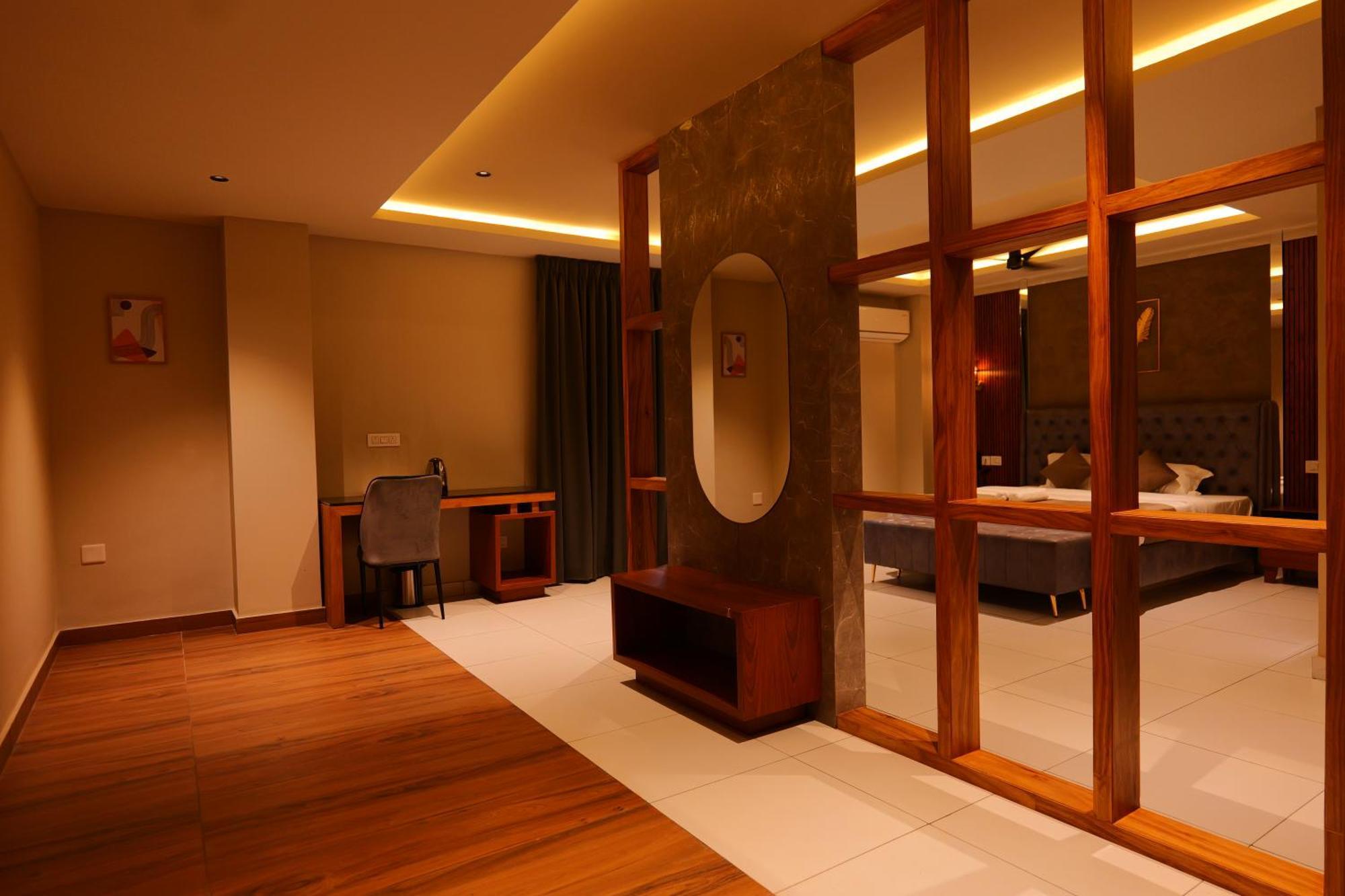Hotel Classico International Kannangad Exteriér fotografie
